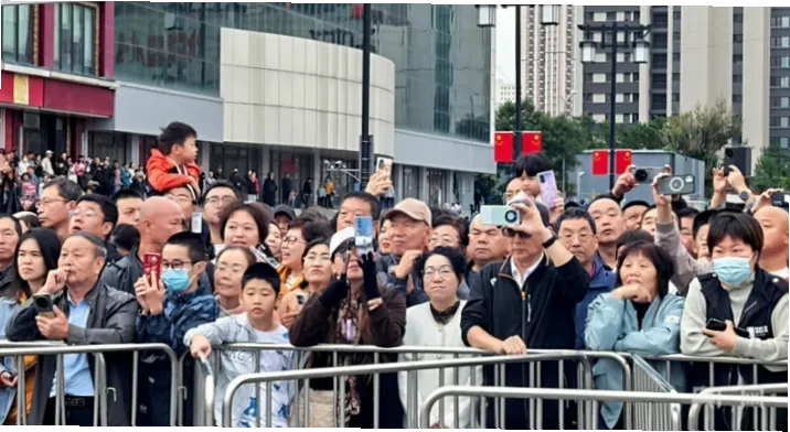田径太原马拉松是跑者心中的盛事，融合了城市风光与竞技精神